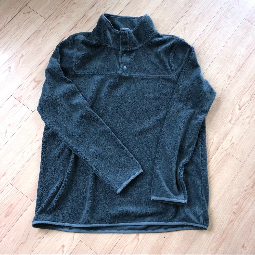 Quarter button fleece in green from 32 degree heat